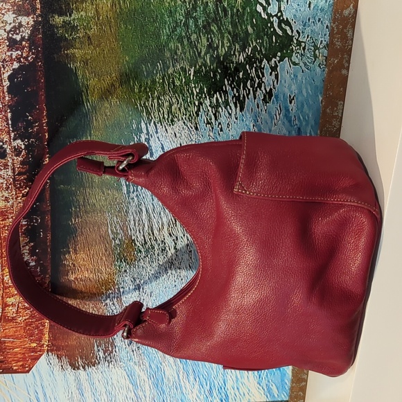 Genuine red pebbled leather hobo style shoulder bag - Picture 4 of 13